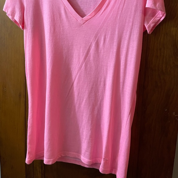 SOLD VS Pink Tee - Picture 2 of 2